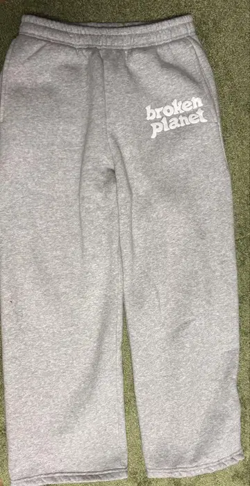 broken planet 그레이 팬츠