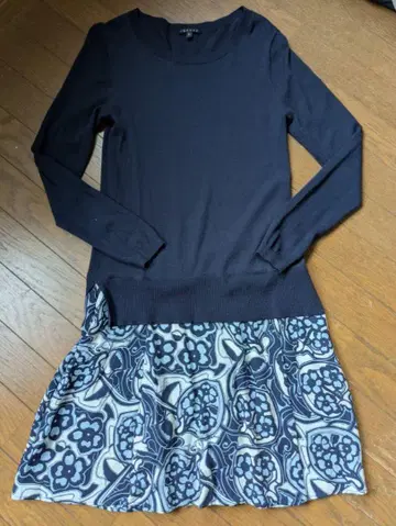 띠어리 네이비 긴팔 원피스