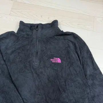 THE NORTH FACE 플리스 S 블랙 핑크 로고 하프 지퍼