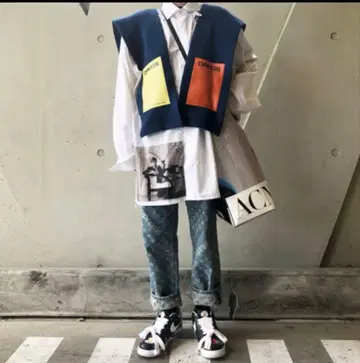 크러핀 프린티드 셔츠