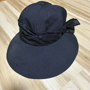 아시야 로사블랑 리본 포함 블랙 와이드 챙 햇