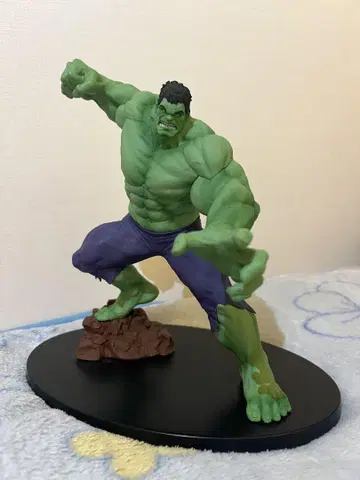 헐크 피규어
