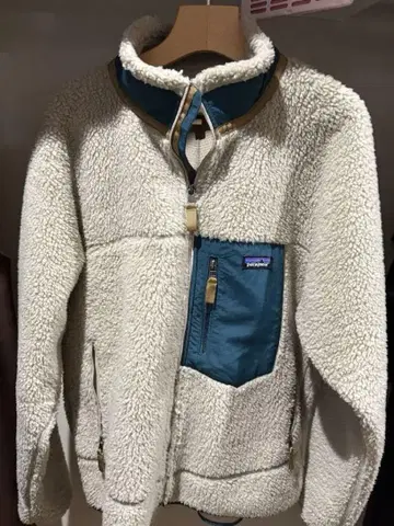 새상품급 사용 적음 Patagonia 레트로X