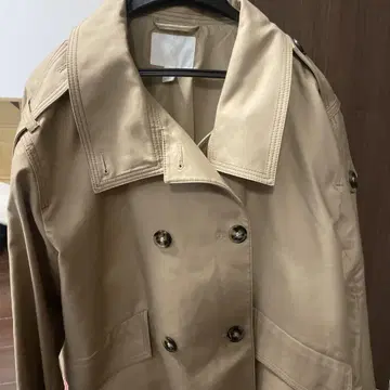 H&M 베이지 트렌치코트 160/88A