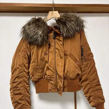 아줄바이마우지 자켓 S 사이즈