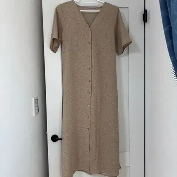 오소로 랜덤 도트 원피스
