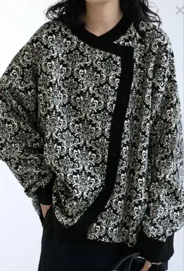안티카 [ patterntorso ] 페이즐리 무늬 니트 가디건