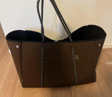 qbag paris 의 토트백 브라운