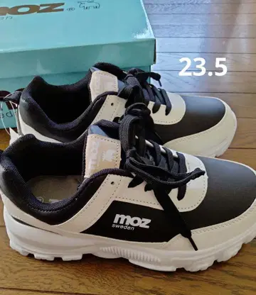 택 포함 모즈 스니커즈