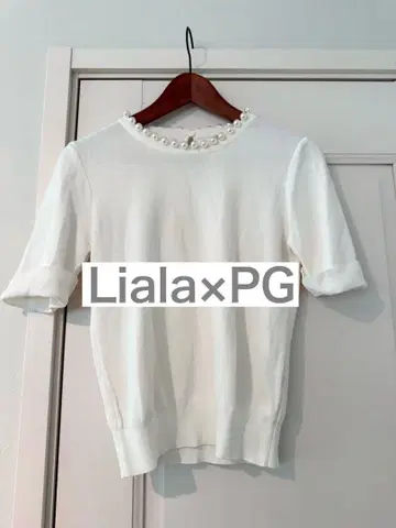 Liala x PG 리알라 바이 피지 펄 옷깃 반팔 니트 화이트