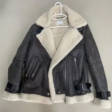 Bershka 그레이 시어링 자켓