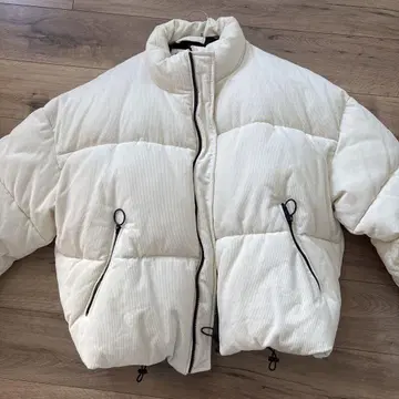 [ ZARA ] 아이보리 퀼팅 다운 자켓