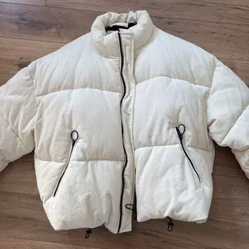 [ ZARA ] 아이보리 퀼팅 다운 자켓