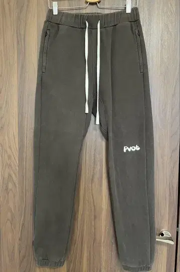 PVOT 스웨트 팬츠 S