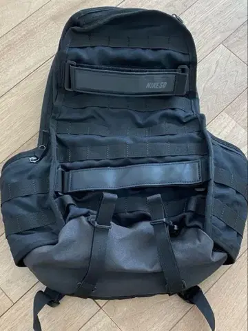 NIKE SB 블랙 백팩