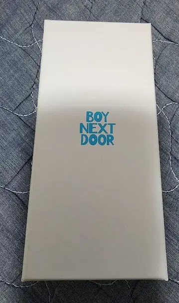 boynextdoor 1st anniversary 운학 목걸이
