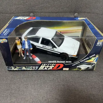 이니셜 D 도요타 트레노 AE86 1/18 스케일