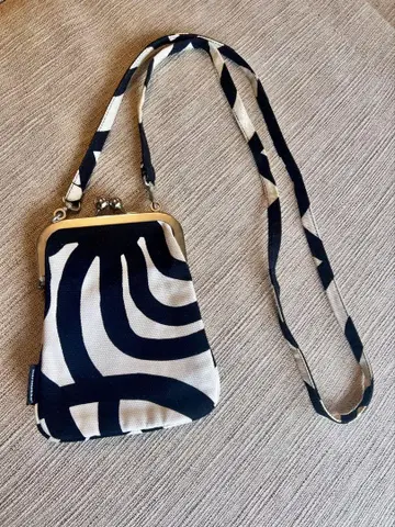 marimekko 숄더 미니백 가마구치