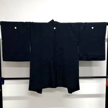 미착용 블랙 겉옷 삼중 문양 물결 구름 파도 블랙 베이스 기모노 029k