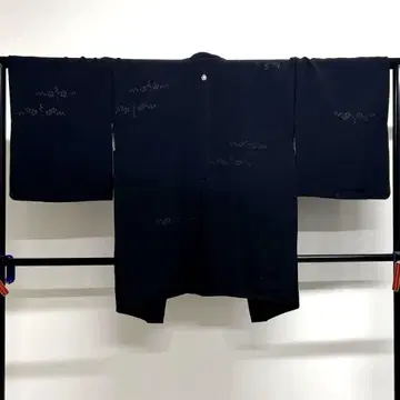 블랙 겉옷 매실 꽃 무늬 블랙 베이스 꽃 무늬 백인일수 기모노 029k