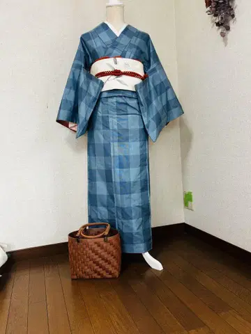 블루 계열 체크 무늬 명주 기모노 덤 포함