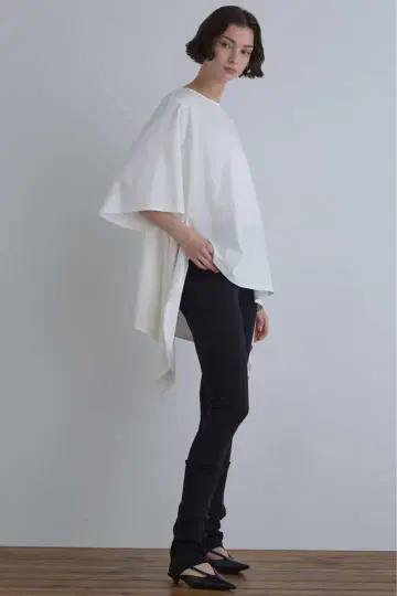 LE PHIL 루 필 하이 게이지 스무스 탑 변형 비대칭