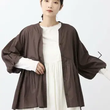 벌룬 슬리브 블라우스 스튜디오 클립