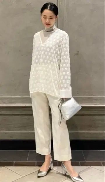 UNITED ARROWS 시어 라메 자카드 블라우스