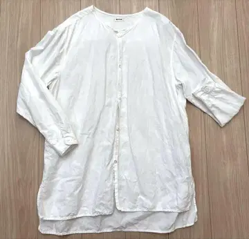 카구레 MITTAN 화이트 노카라 셔츠 튜닉 기장