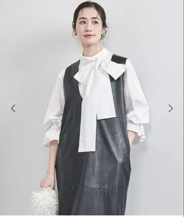 유나이티드 애로우즈 도트 도비 블라우스 택 포함 새상품 화이트