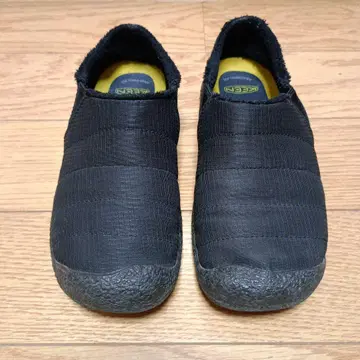 KEEN 블랙 슬립온 36