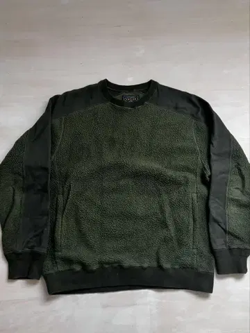 BEAMS PLUS / 플리스 밀리터리 크루넥 M 사이즈