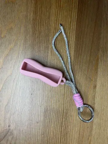 핑크 리본형 키링 실리콘제