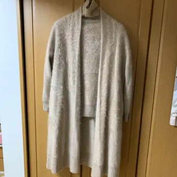 레리안 모헤어 터틀 스웨터와 롱 가디건