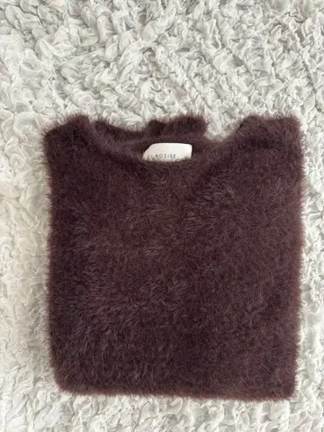 ROSIE 복슬복슬 니트 긴팔 다크 브라운