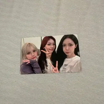 VIVIZ 오사카 트레이딩 카드