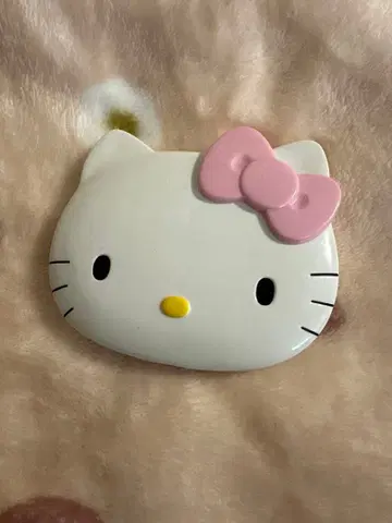 헬로키티 거울 달린 빗
