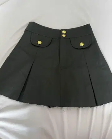 블랙 플리츠 숏팬츠