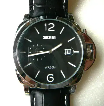 밀리터리풍 쿼츠 손목시계 [ SKMEI ] <새상품급 중고>