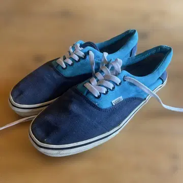 Vans 파랑/네이비 스니커즈