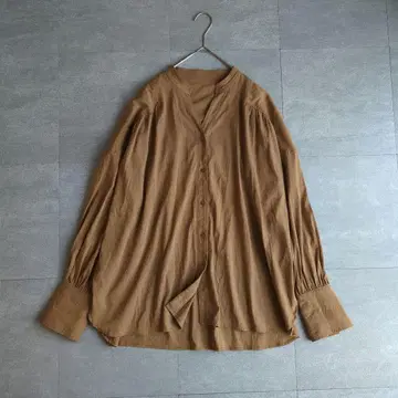 제나 에스파스멜베유 스키퍼 V넥 블라우스 개더 루즈핏