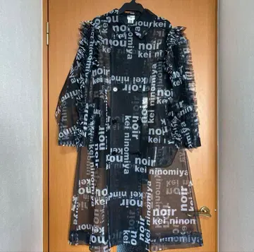 noir kei ninomiya 로고 메쉬 원피스