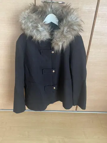 ZARA 블랙 퍼 코트 XL