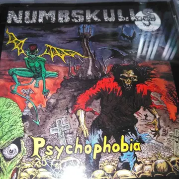 NUMBSKULLS /Psychophobia 수입반 CD