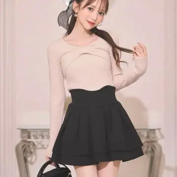 미셸 마카롱 슬림 레그 스커트 블랙 XS