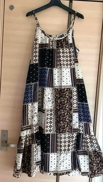 티티카카 패치워크 프린트 원피스