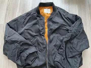 MOUSSY 블랙 MA-1 자켓 F 사이즈