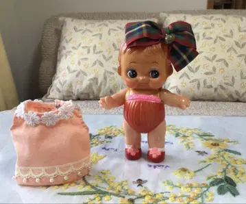 복각판 세키구치 셀룰로이드 인형 핑크 의류 포함