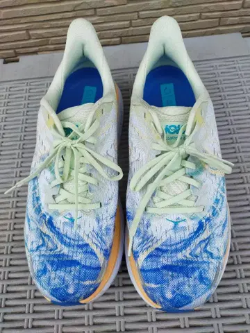 [ 28cm ] HOKA CLIFTON 8 WIDE 남성용 러닝화