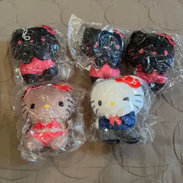 헬로키티 봉제 인형 볼체인 2